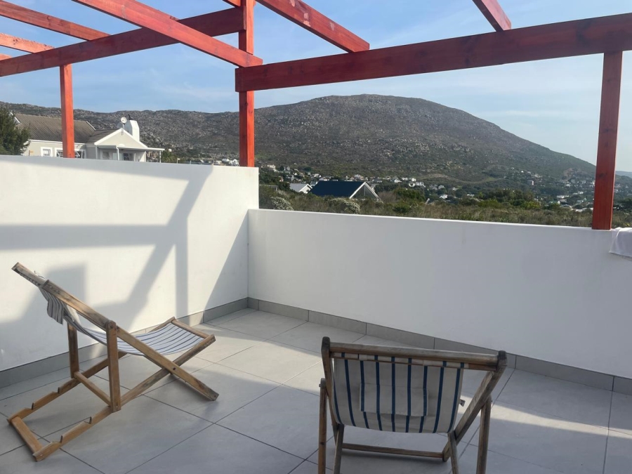To Let 2 Bedroom Property for Rent in Capri Western Cape